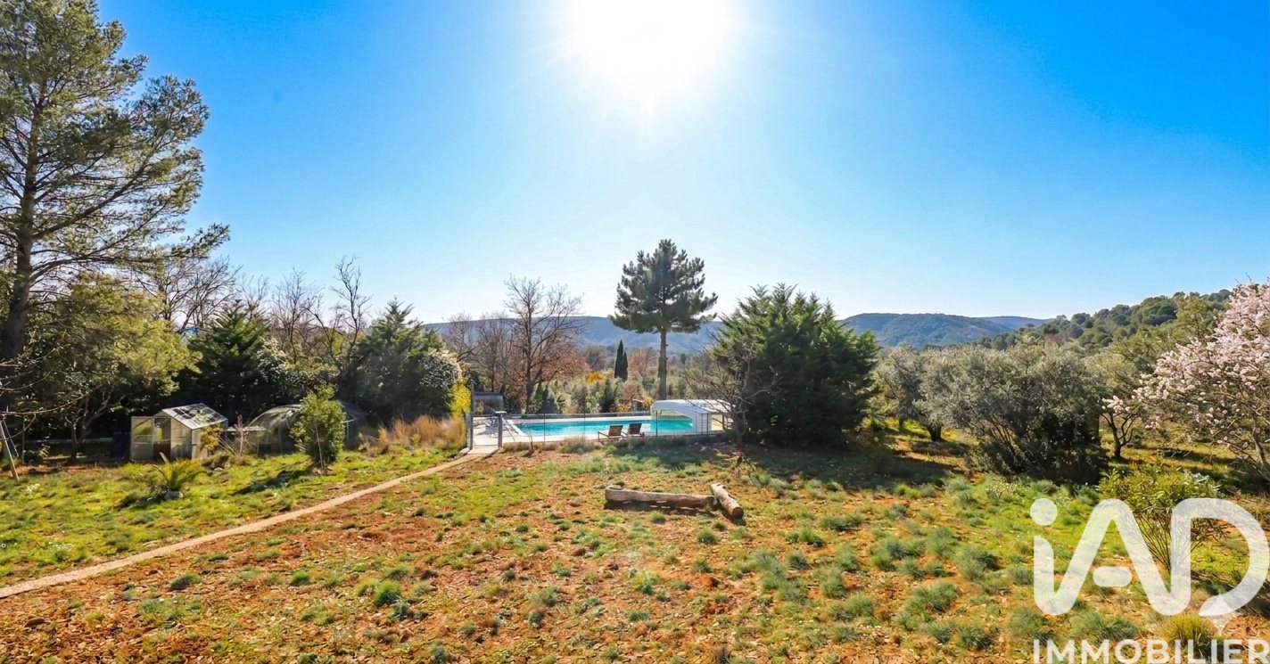 Maison à vendre, 114m², La Roquebrussanne