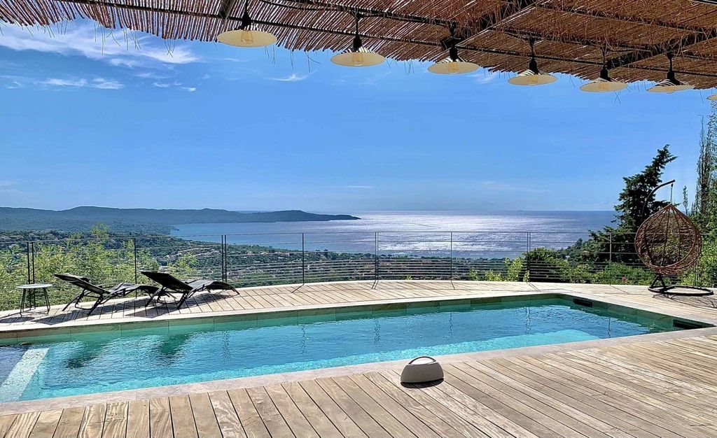 Maison à louer, 180m², Cavalaire-sur-Mer