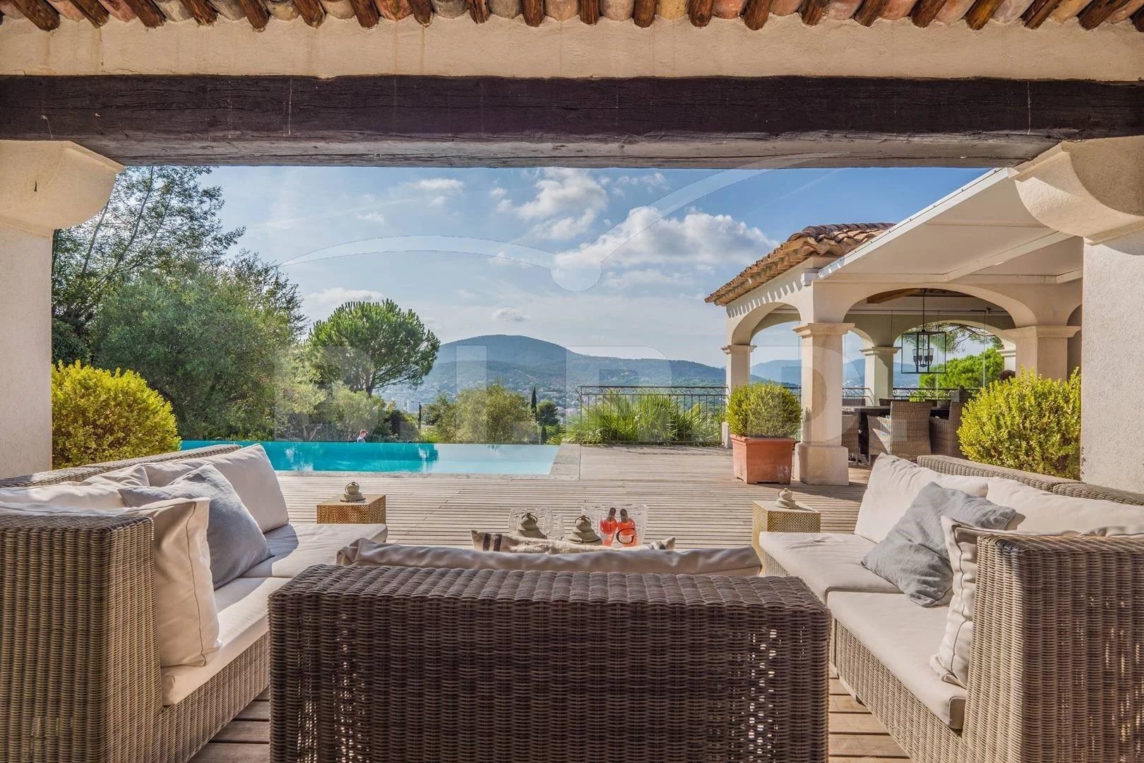 Maison à louer, 131m², Sainte-Maxime