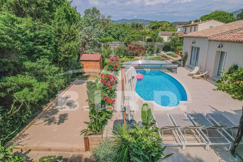 Maison à louer, 130m², Grimaud