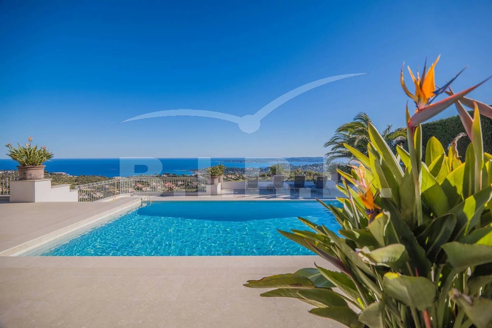 Maison à louer, 250m², Sainte-Maxime