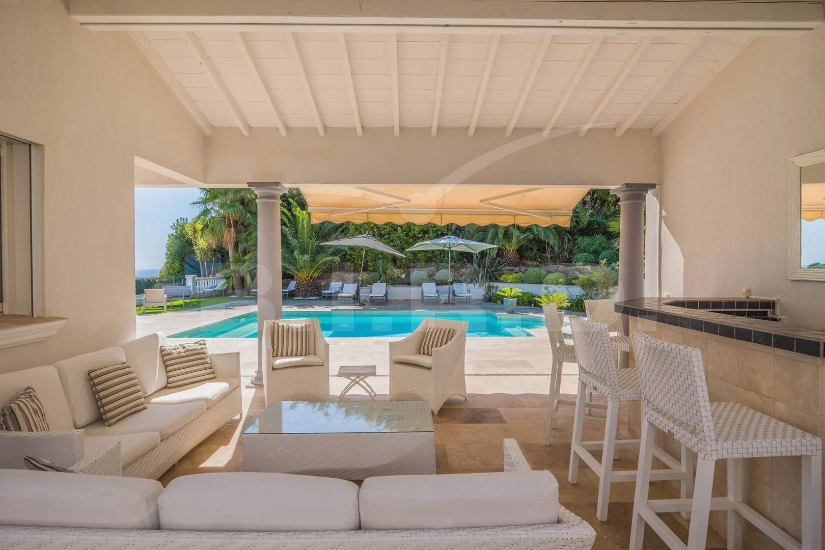 Maison à louer, 252m², Sainte-Maxime