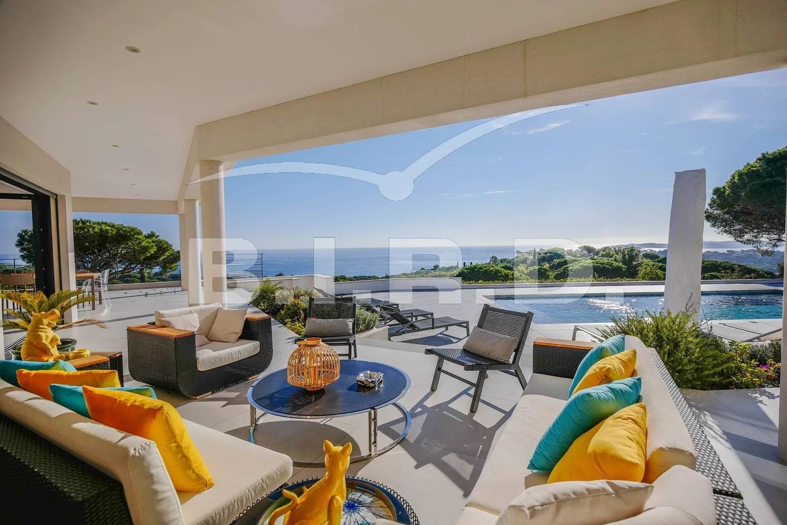 Maison à louer, 325m², Sainte-Maxime