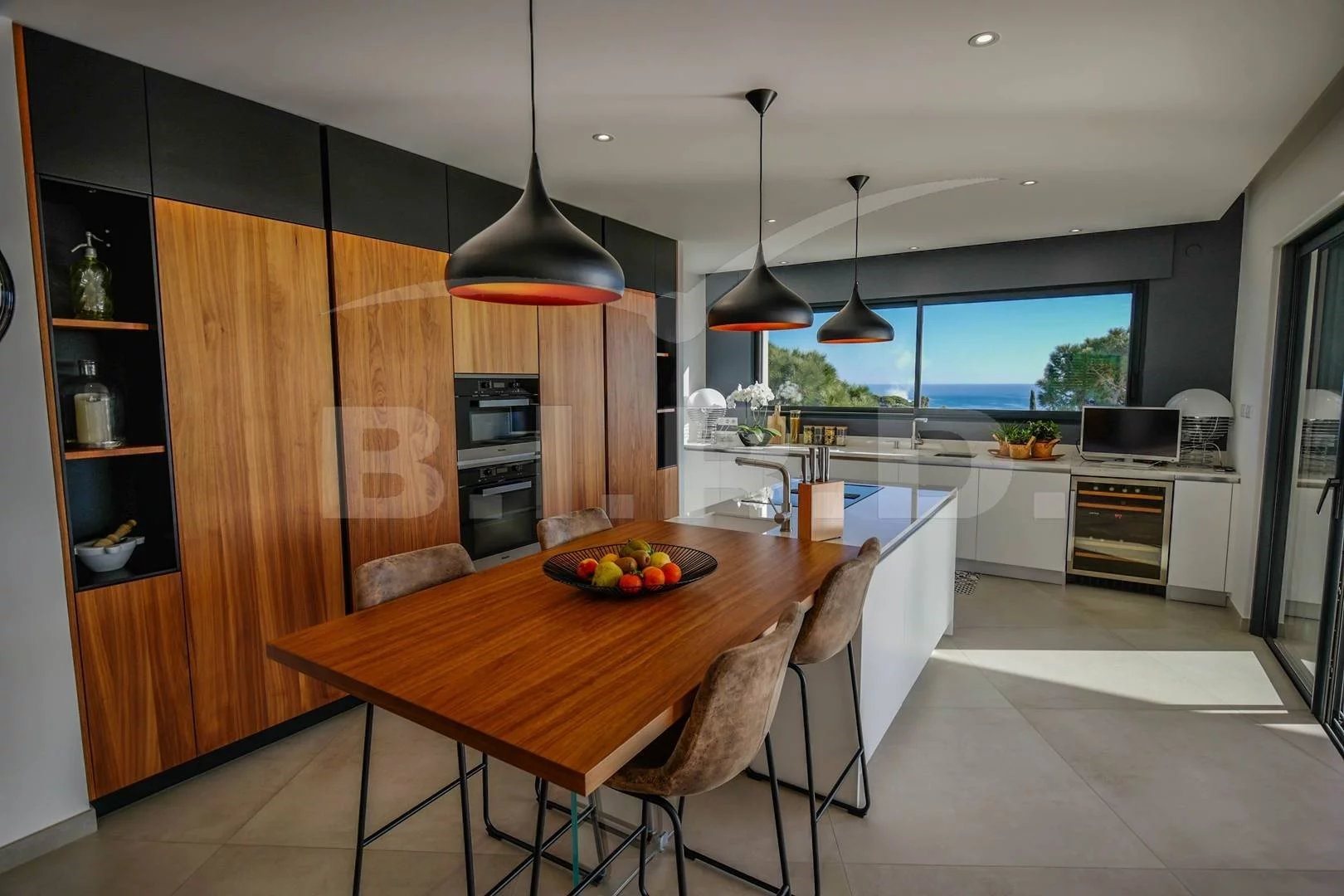 Maison à louer, 325m², Sainte-Maxime