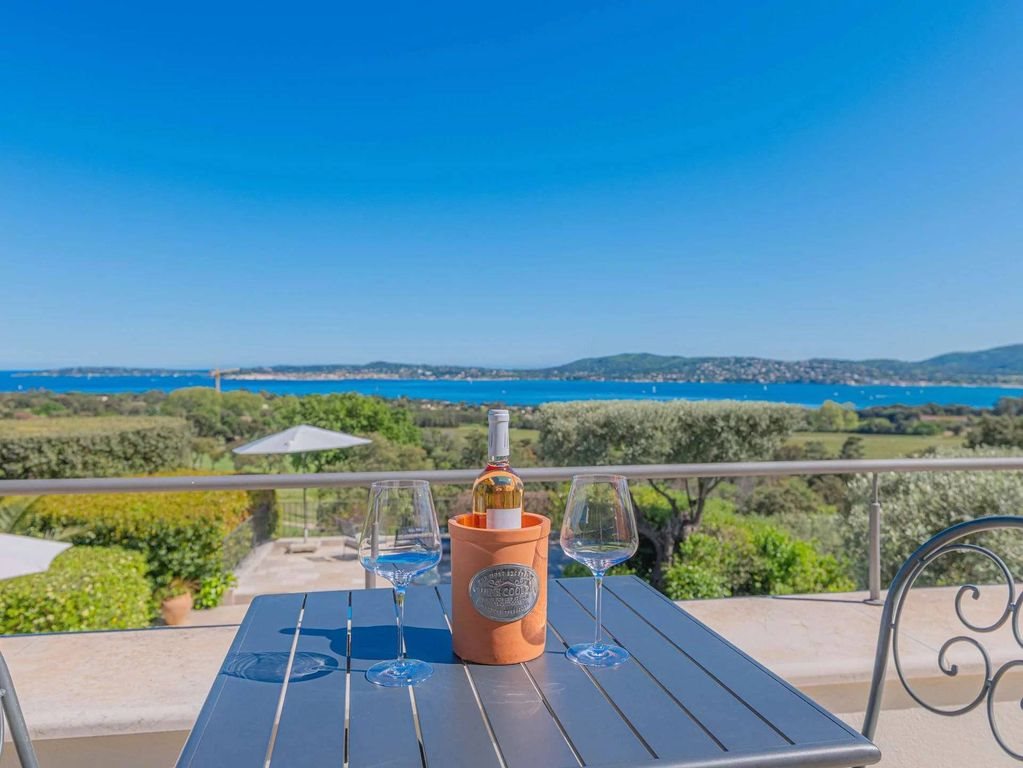 Maison à louer, 200m², Grimaud