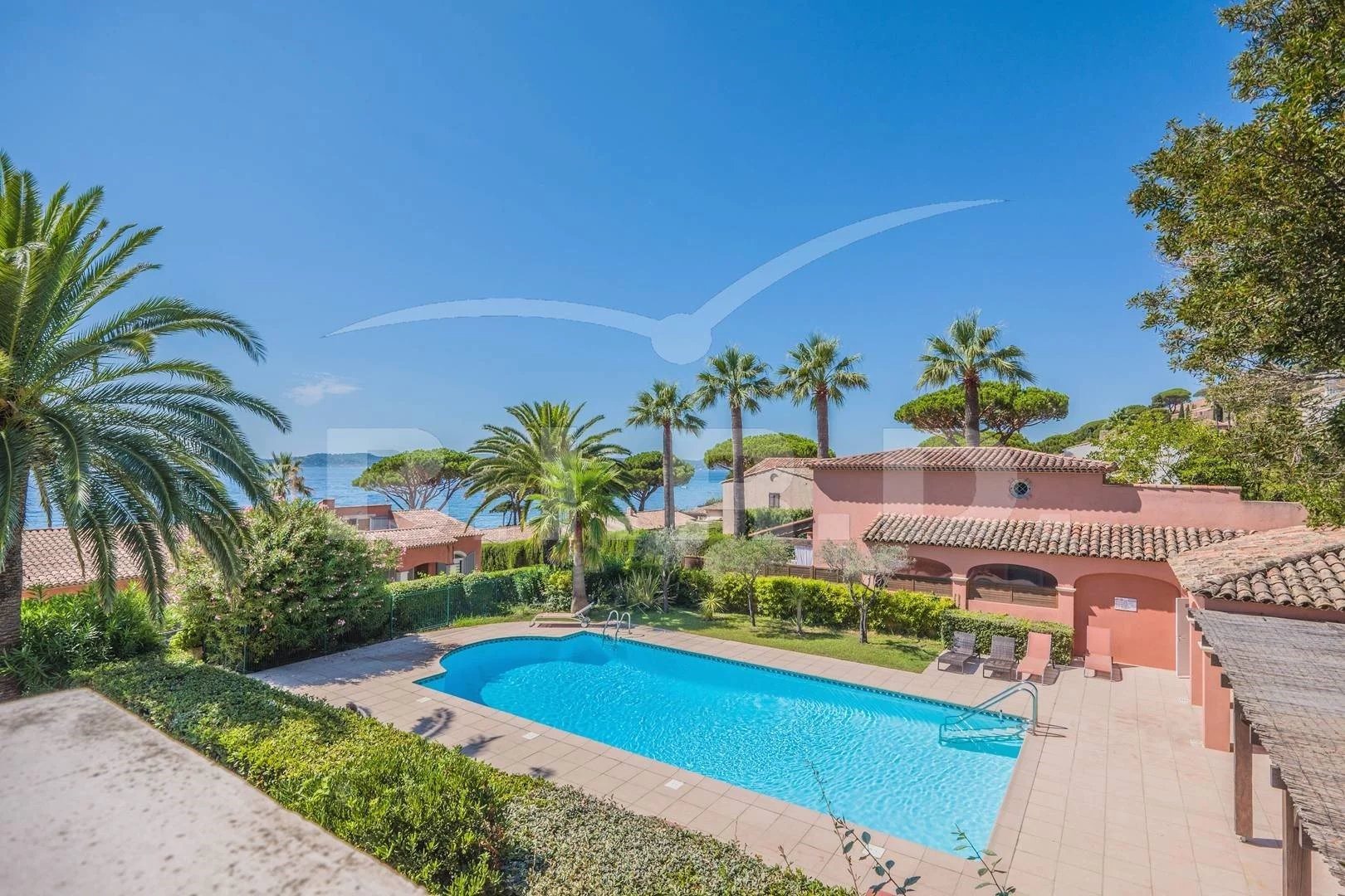 Appartement à louer, 107m², Sainte-Maxime
