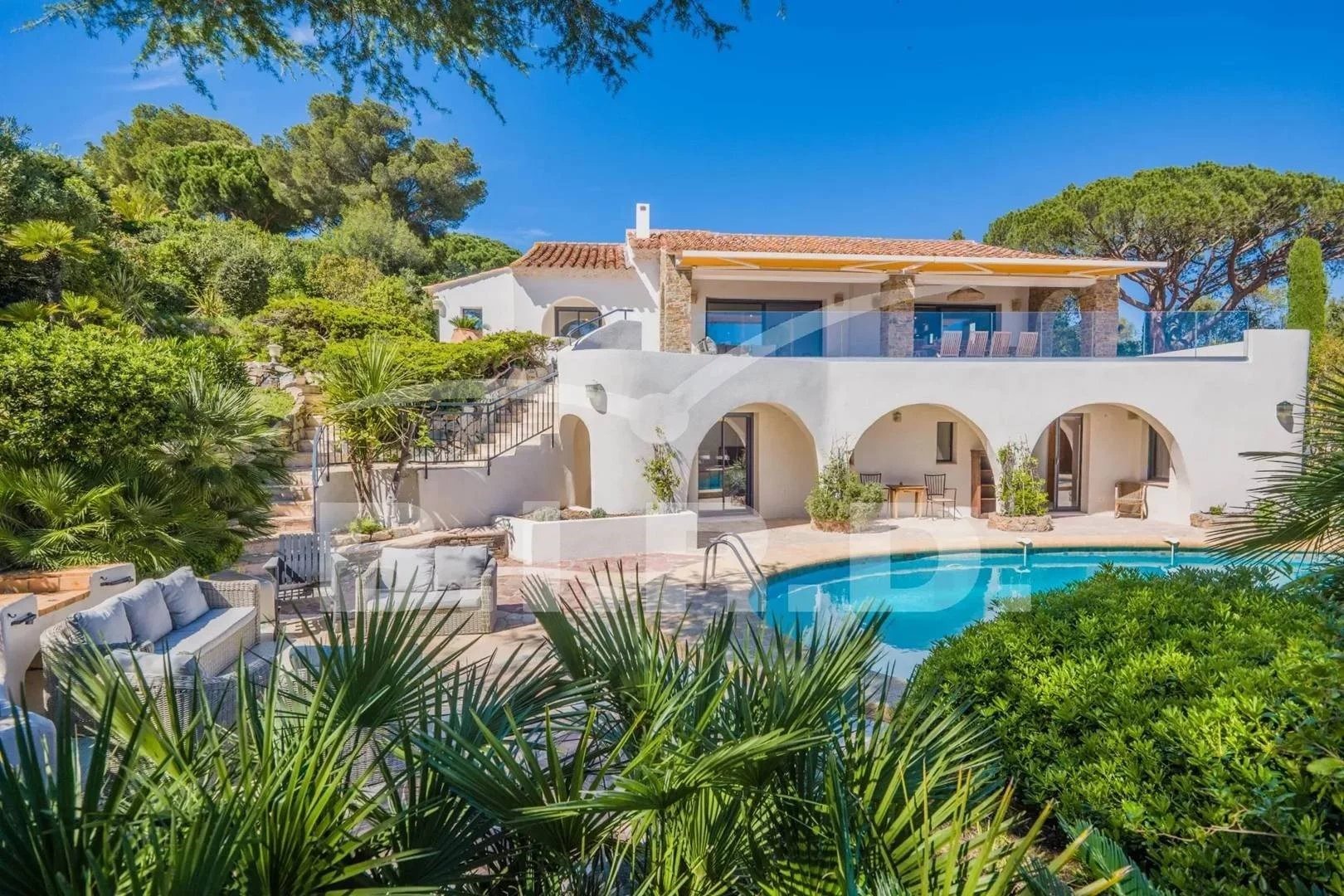 Maison à louer, 200m², Sainte-Maxime