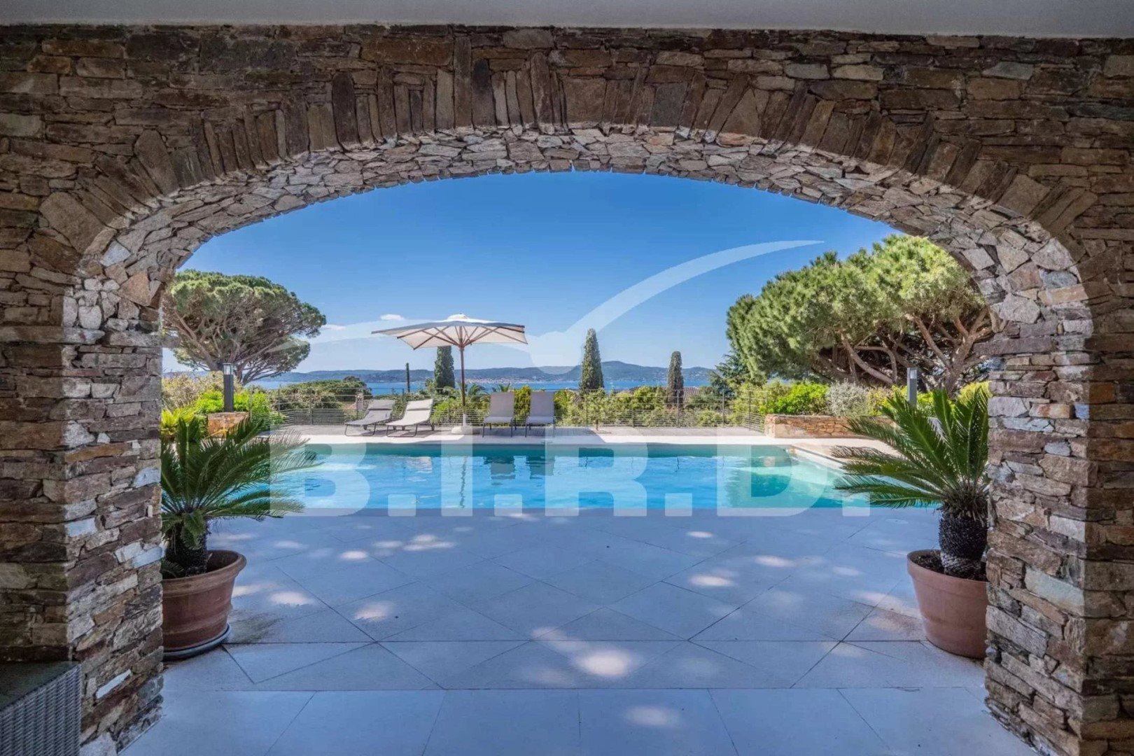 Maison à louer, 235m², Sainte-Maxime