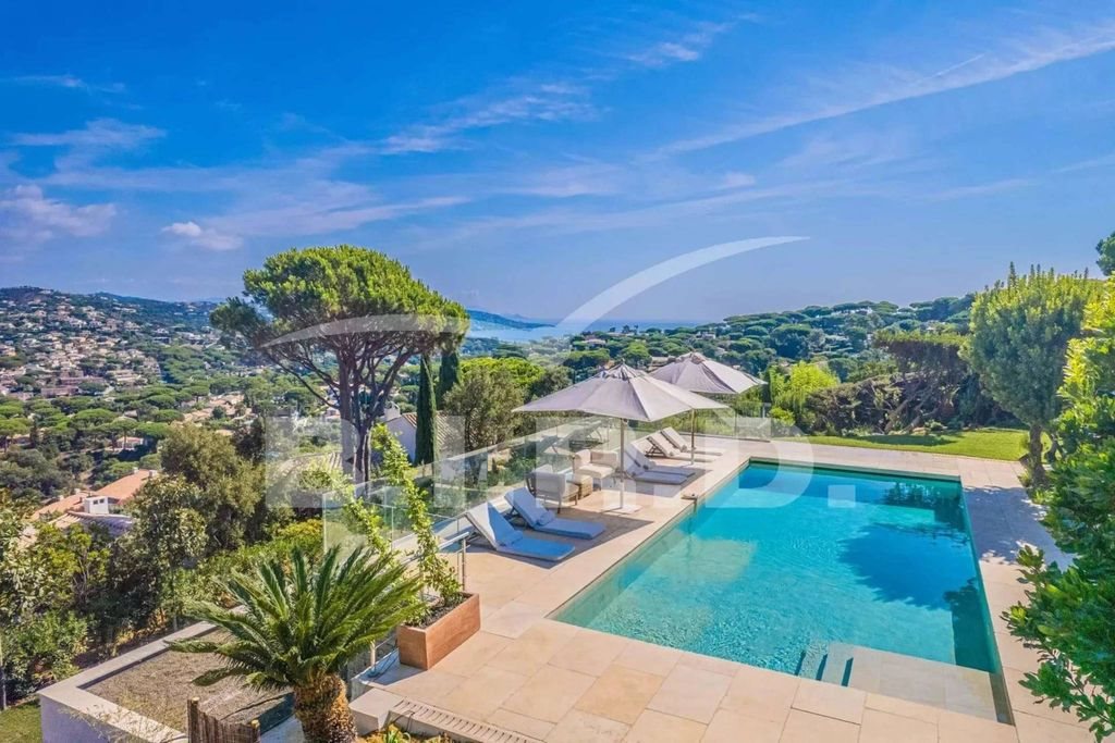 Maison à louer, 210m², Sainte-Maxime