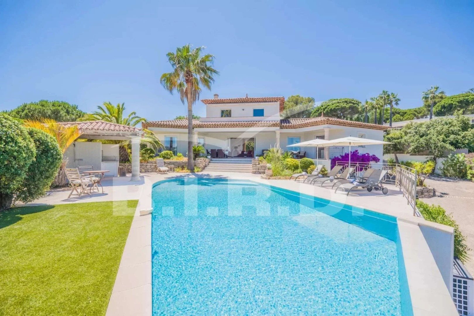 Maison à louer, 220m², Sainte-Maxime