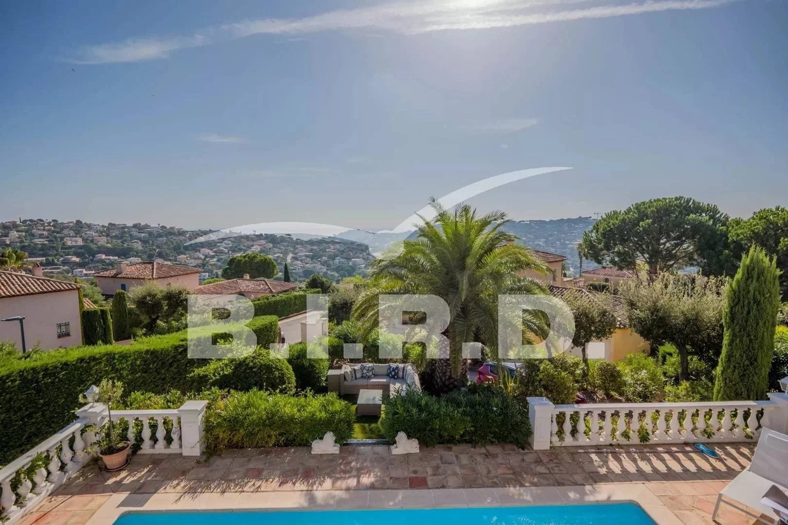Maison à louer, 170m², Sainte-Maxime