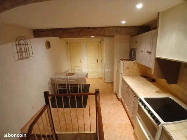 Appartement à louer, 37m², Mézel