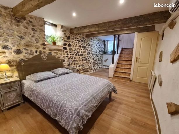 Appartement à louer, 37m², Mézel