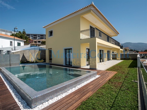 Luxuriöses Haus mit 3 Schlafzimmern zum Verkauf Funchal Madeira