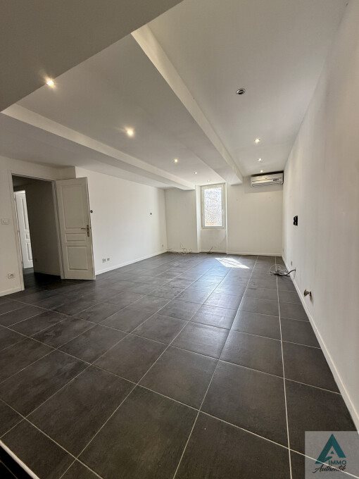 Appartement à louer, 82m², Auriol