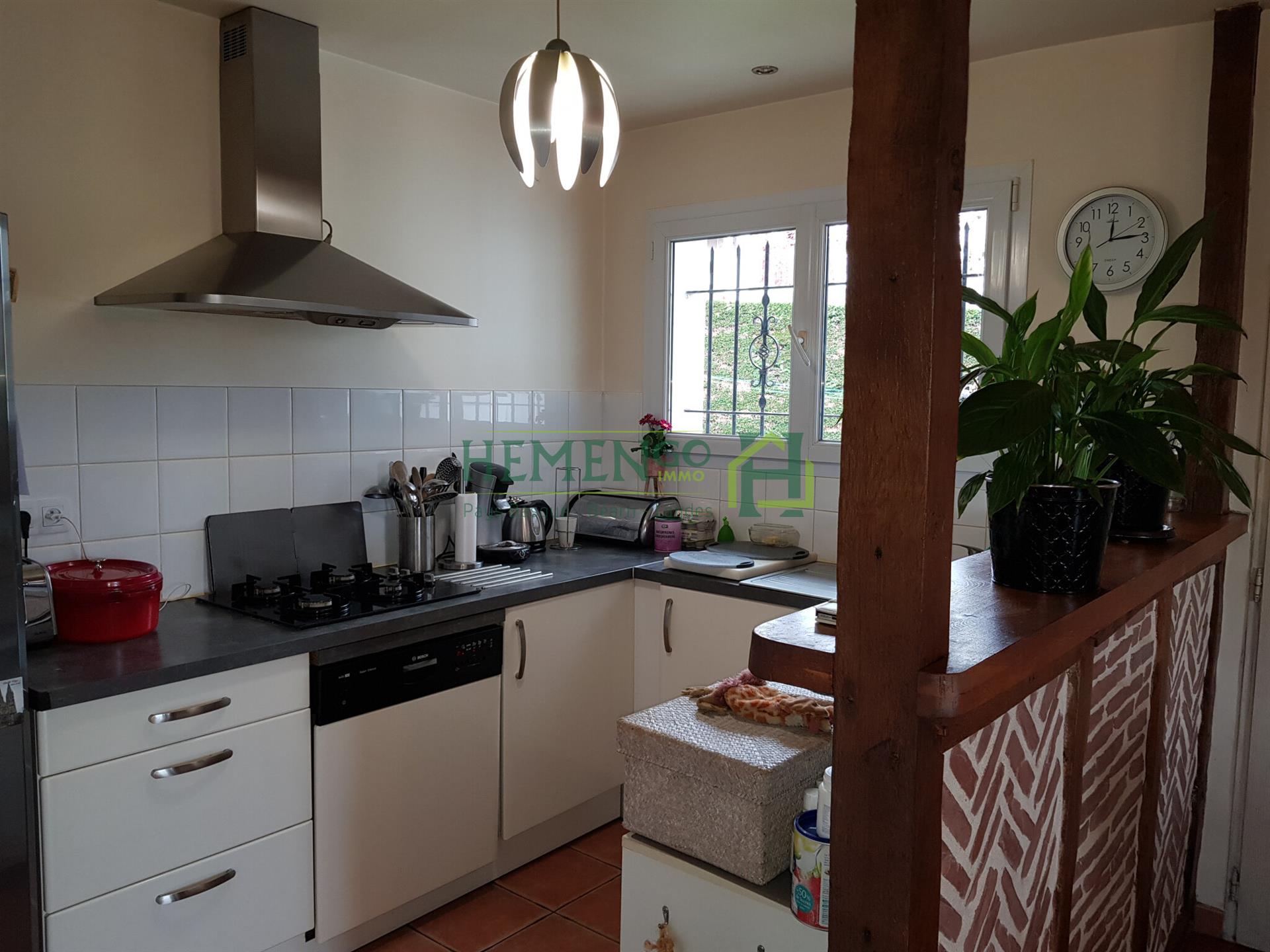 Maison à louer, 85m², Aïcirits-Camou-Suhast