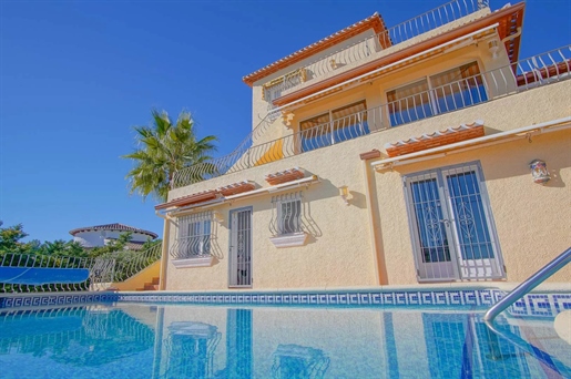 Villa with sea views for sale in Monte Pego