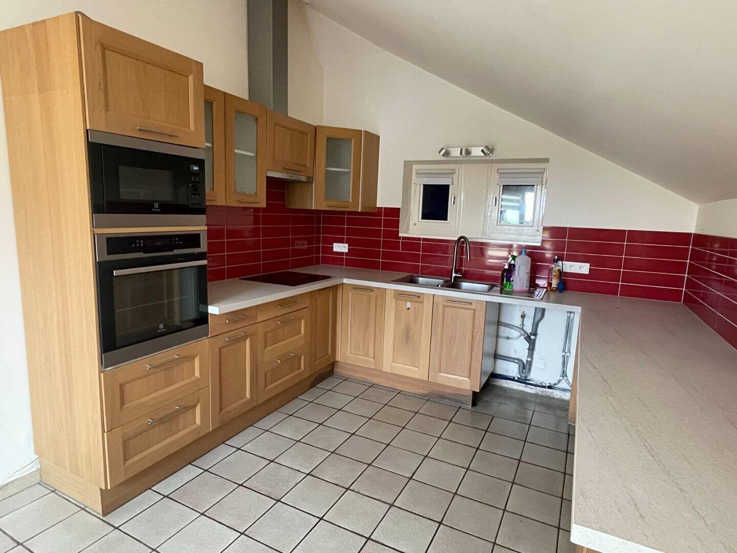 Maison à louer, 93m², Moëlan-sur-Mer