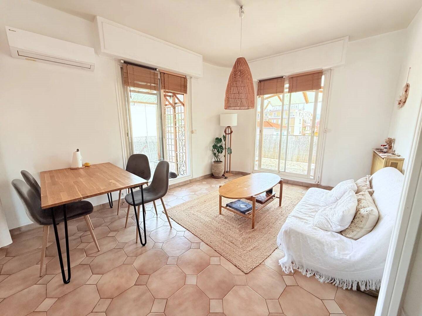 Appartement à louer, 59m², Nice