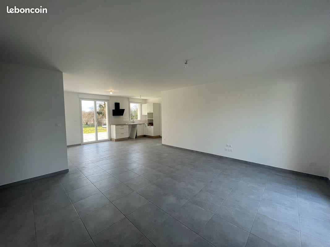 Maison à louer, 83m², Herbignac