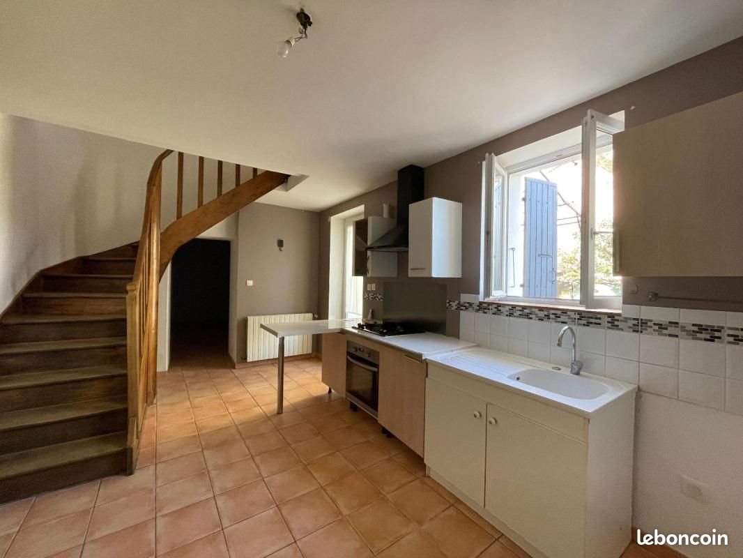 Maison à louer, 105m², Aubenas