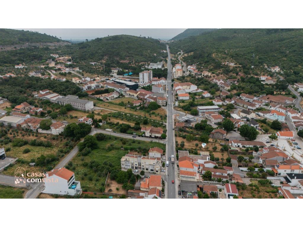 Parcela de terreno para la construcción
