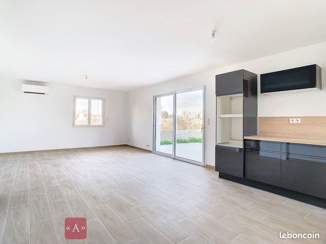 Maison à louer, 98m², Coufouleux