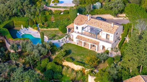 Verkoop villa Grimaud zeezicht