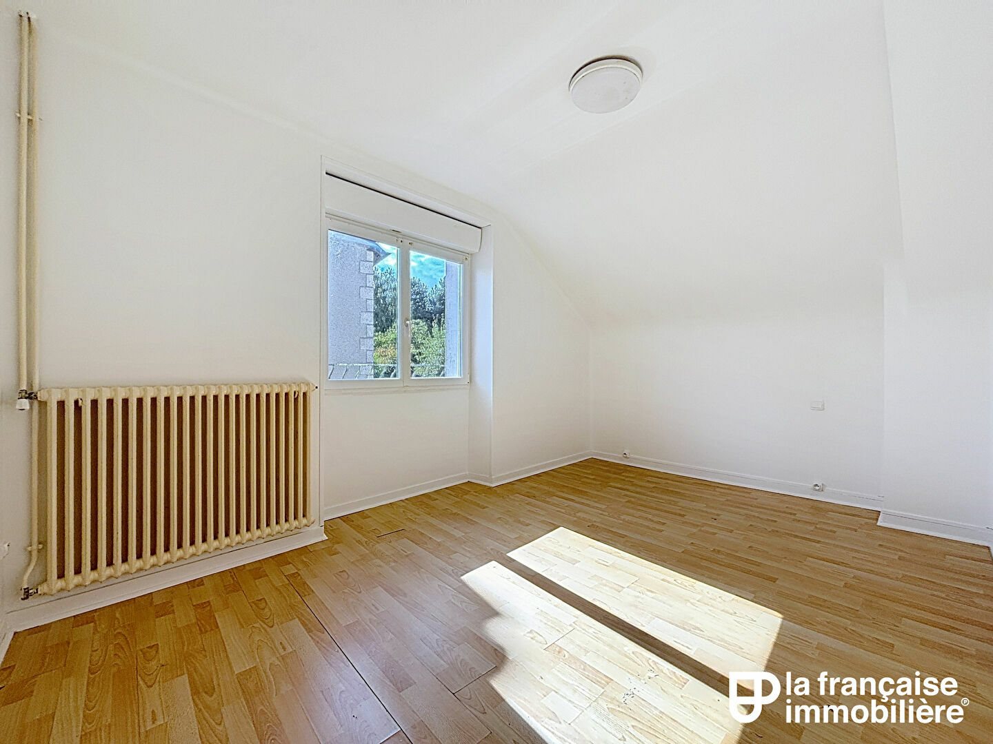 Appartement à louer, 69m², Landujan