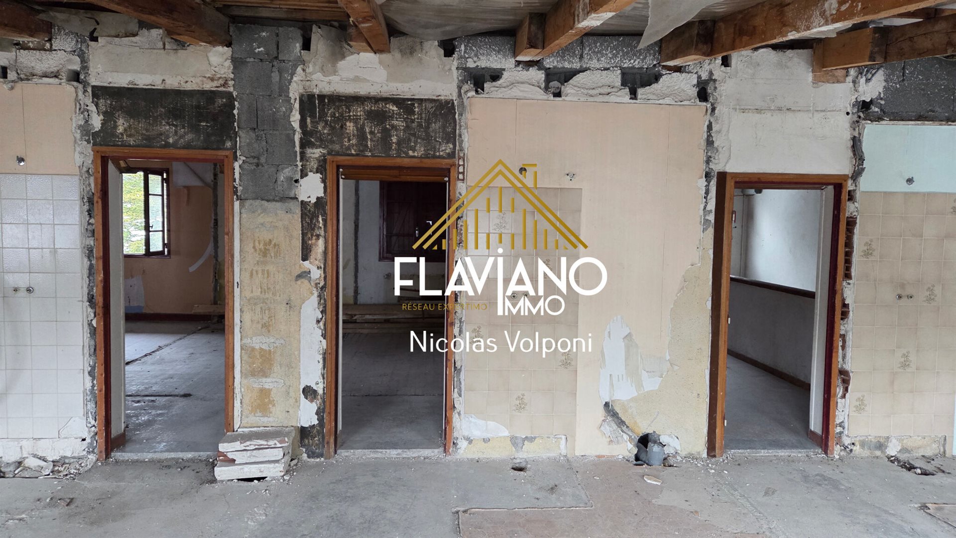 Appartement à vendre, 135m², Enchastrayes