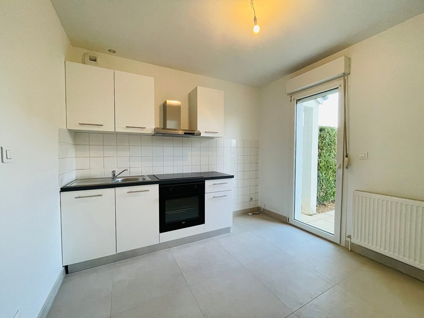 Maison à louer, 102m², Charly-Oradour