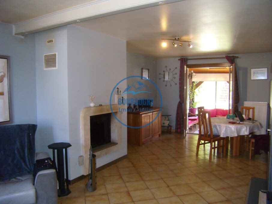 Maison à vendre, 107m², Châtenoy-en-Bresse