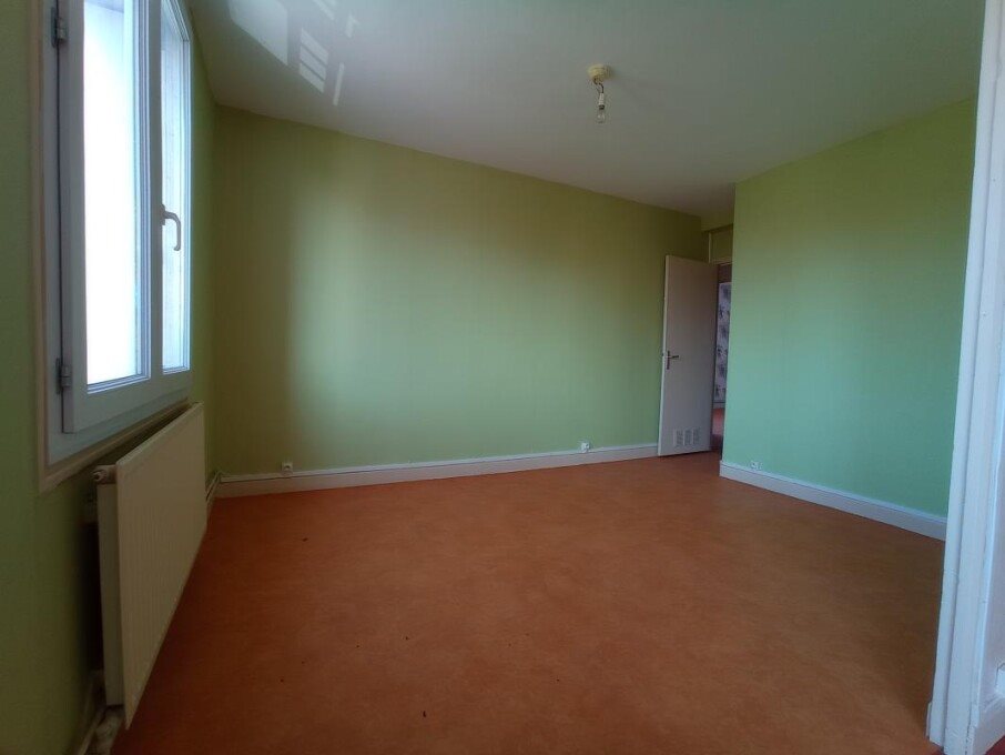 Appartement à louer, 73m², Vouziers
