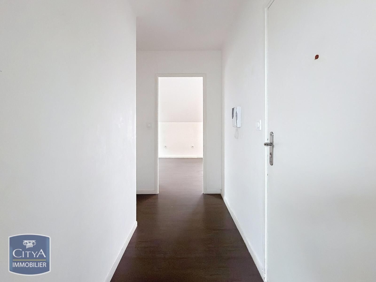 Appartement à louer, 51m², Louvroil