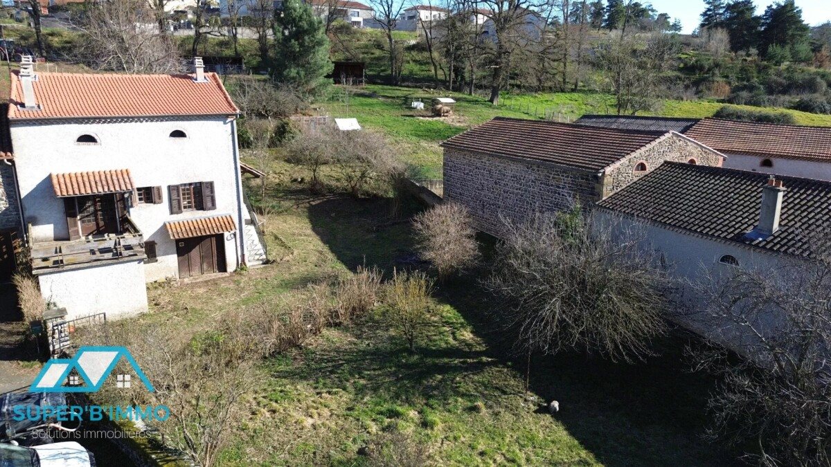 Maison à vendre, 85m², Mazeyrat-d'Allier