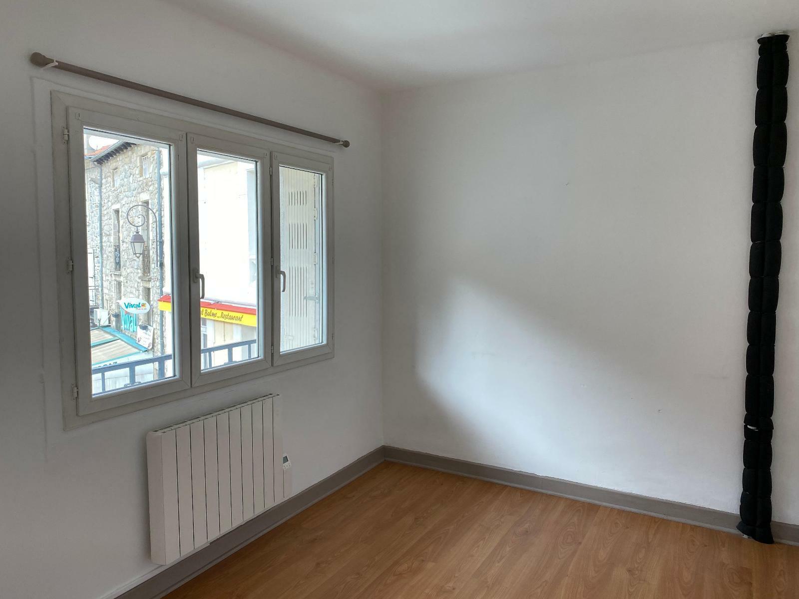 Appartement à louer, 45m², Villefort