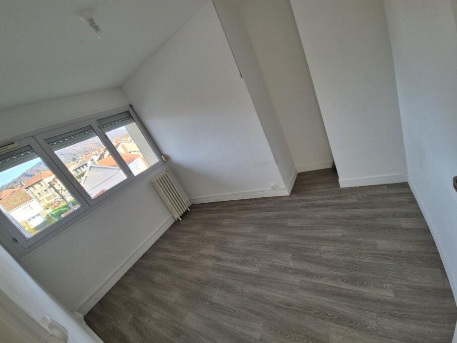 Appartement à louer, 51m², Revin