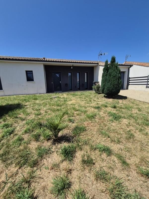 Maison à louer, 90m², Saint-Hilaire-de-Voust