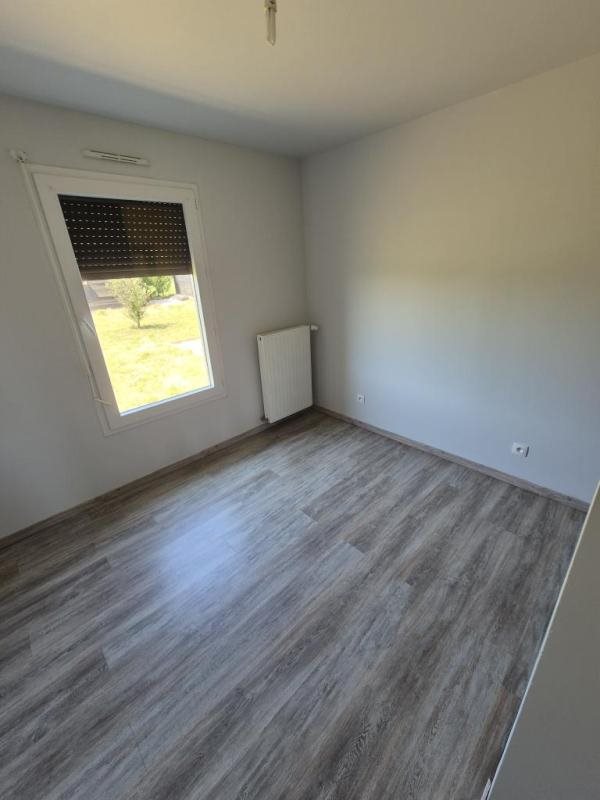 Maison à louer, 90m², Saint-Hilaire-de-Voust