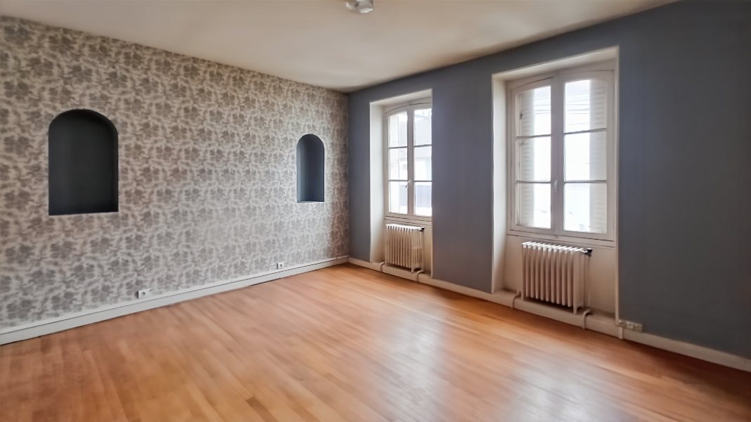Maison à vendre, 260m², Saint-Benoît-du-Sault