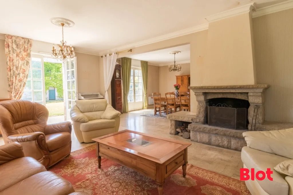 Maison à vendre, 255m², Val-Couesnon