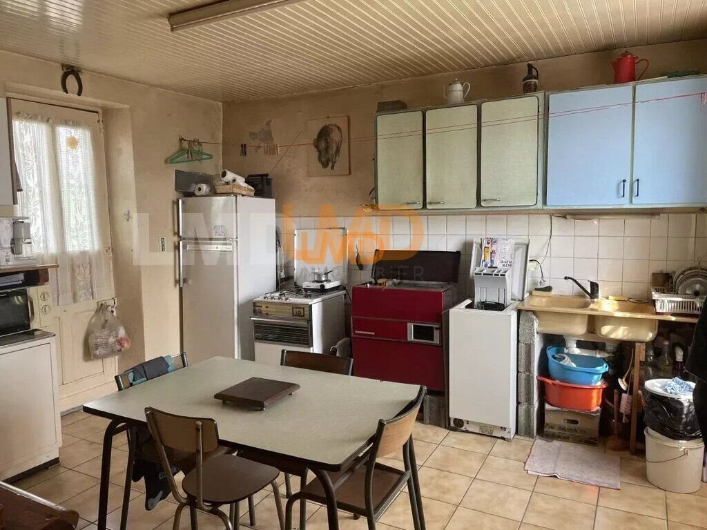 Maison à vendre, 98m², Firmi