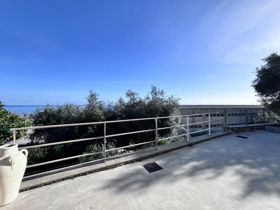 Maison à louer, 120m², Bastia