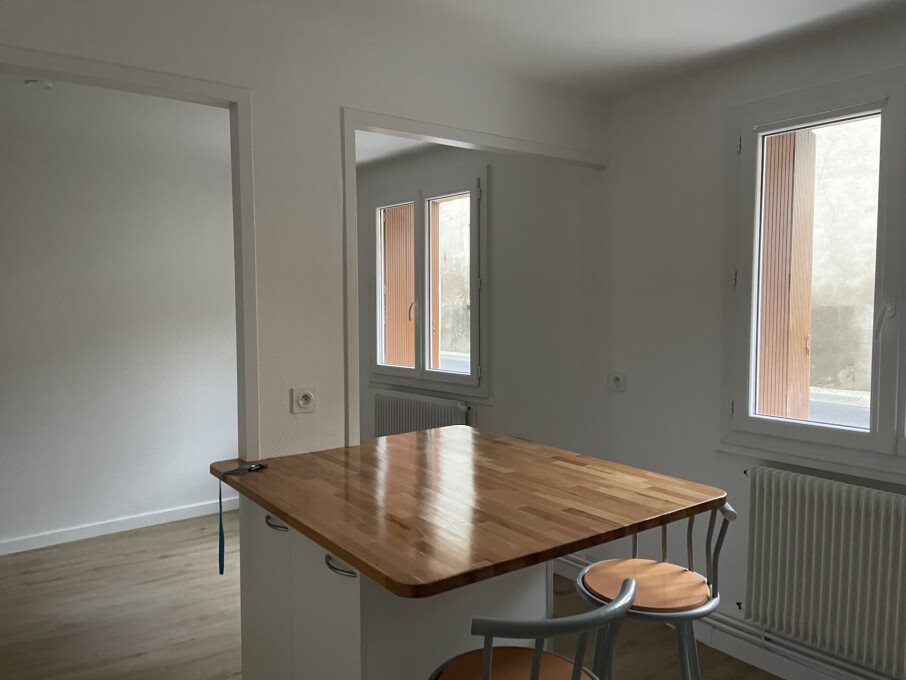 Appartement à louer, 48m², Pont-du-Château