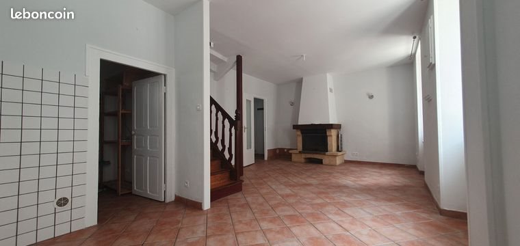 Maison à louer, 97m², Plouguerneau