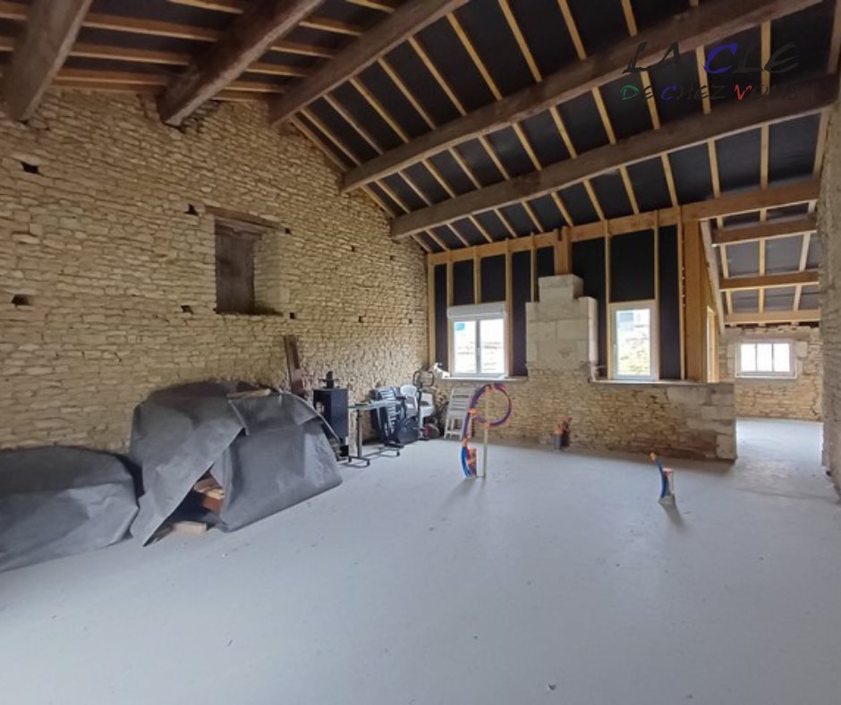 Maison à vendre, 119m², Saint-Pierre-le-Vieux