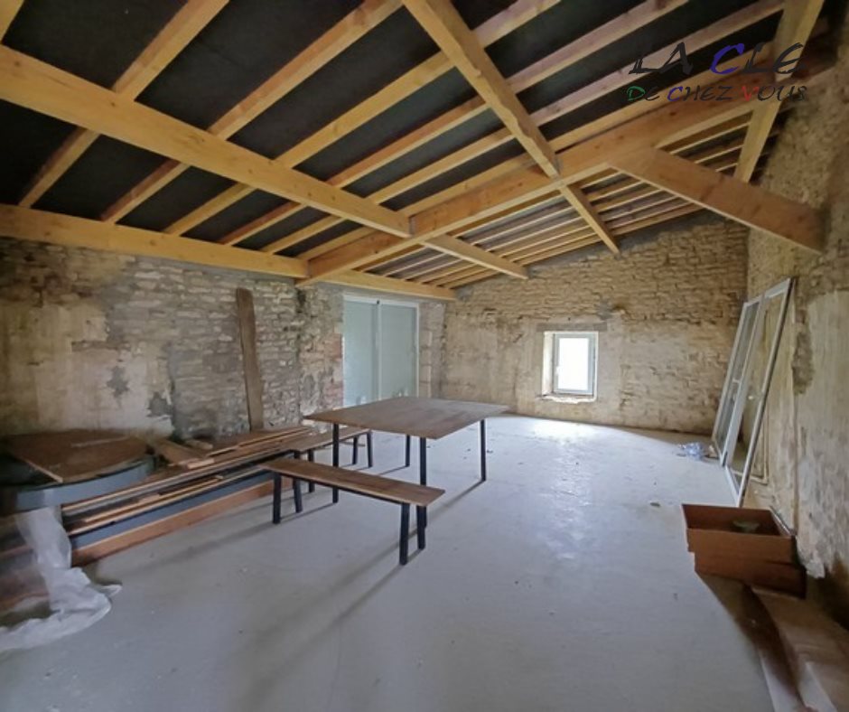 Maison à vendre, 119m², Saint-Pierre-le-Vieux