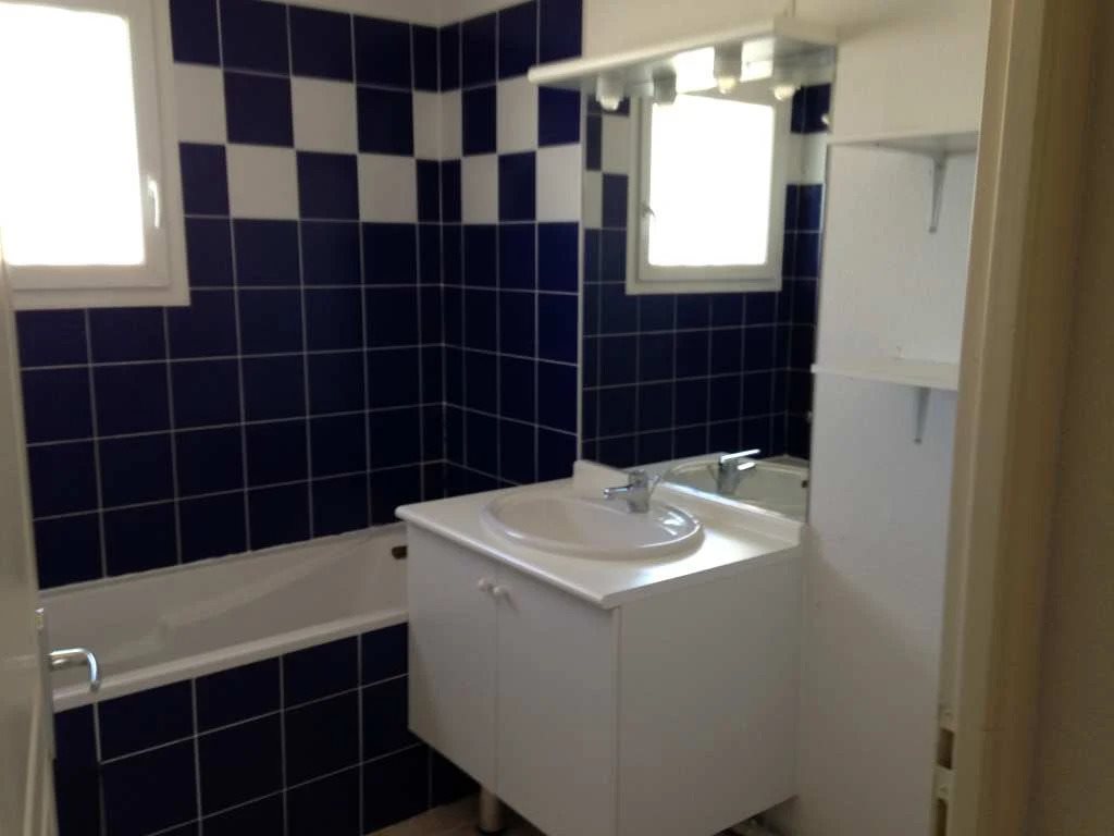 Maison à louer, 90m², La Cavalerie