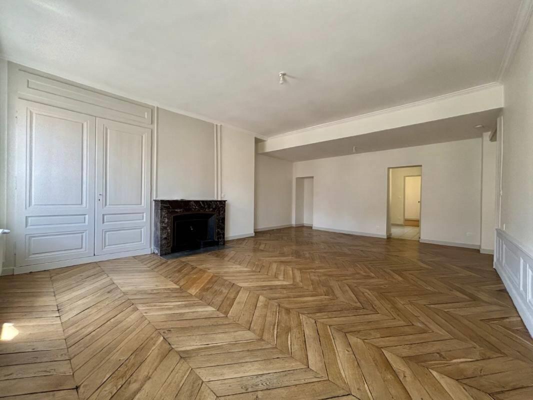 Appartement à louer, 119m², Lyon 2ème