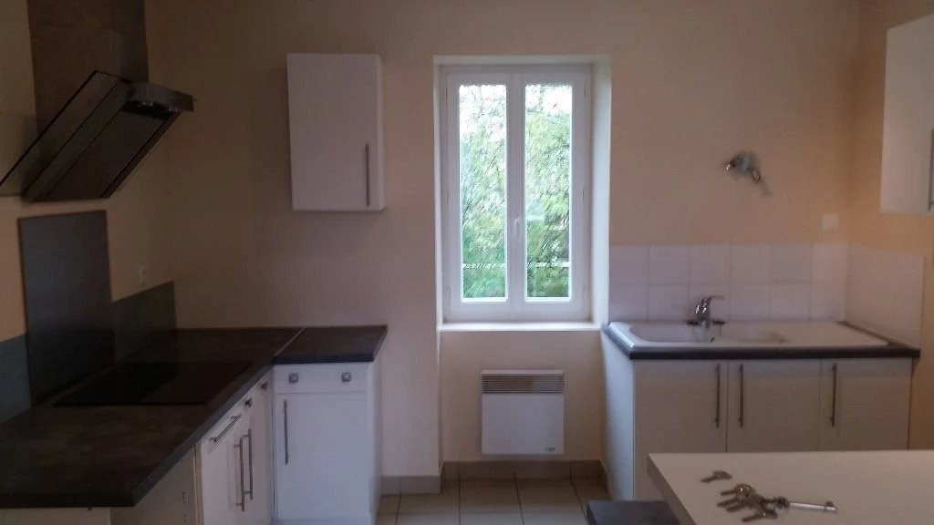 Appartement à louer, 60m², Saint-Benin-d'Azy